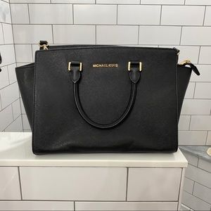 Michael Kors Large Selma Bag
